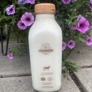 Milk - Eby Manor - Golden Guernsey - 4.8% Non-Homogenized - 1 L