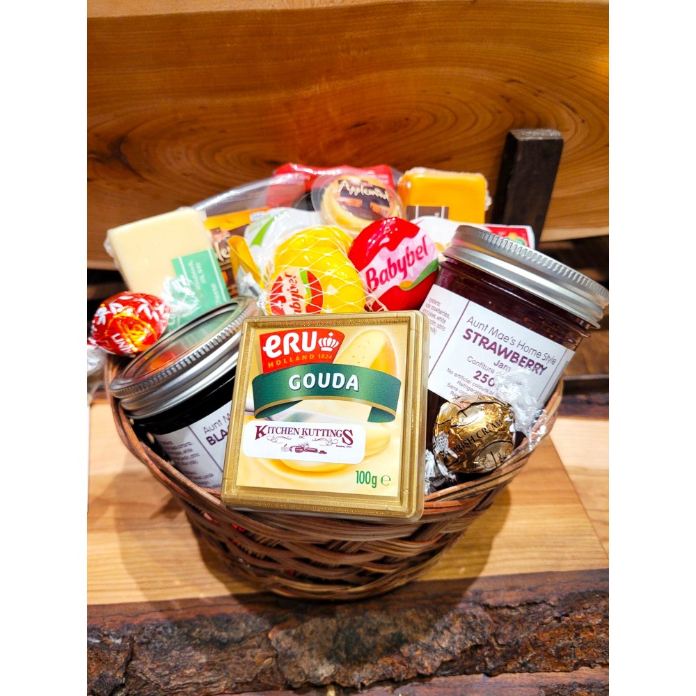  Cheese Basket "A Favorite"