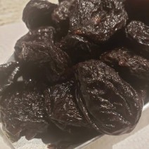 Pitted Prunes (without pits) - per lb