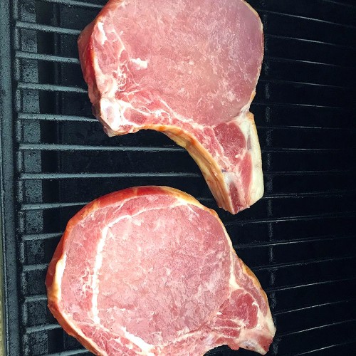 Bone In Smoked Chops (1lb)